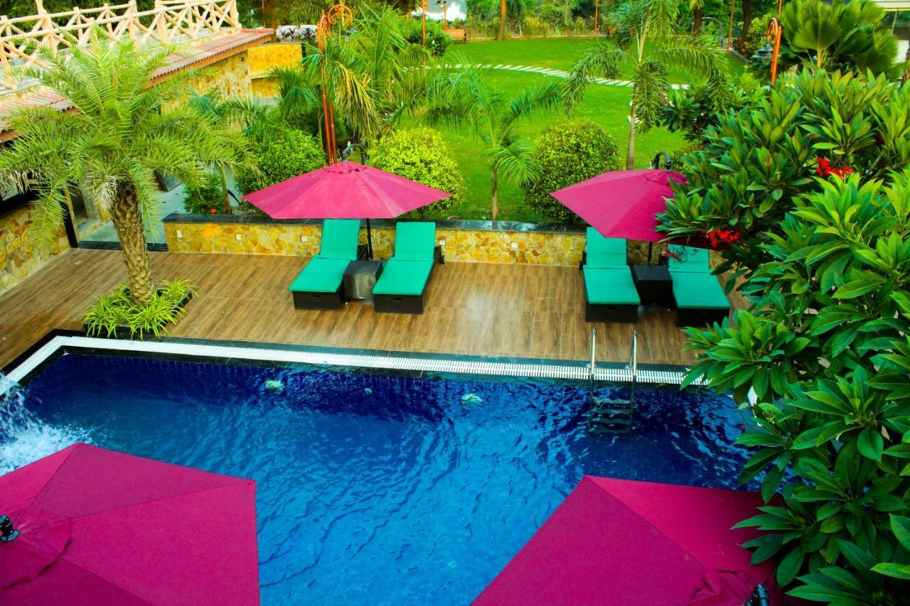 Krishna Riverside Resort Vasad Eksteriør bilde