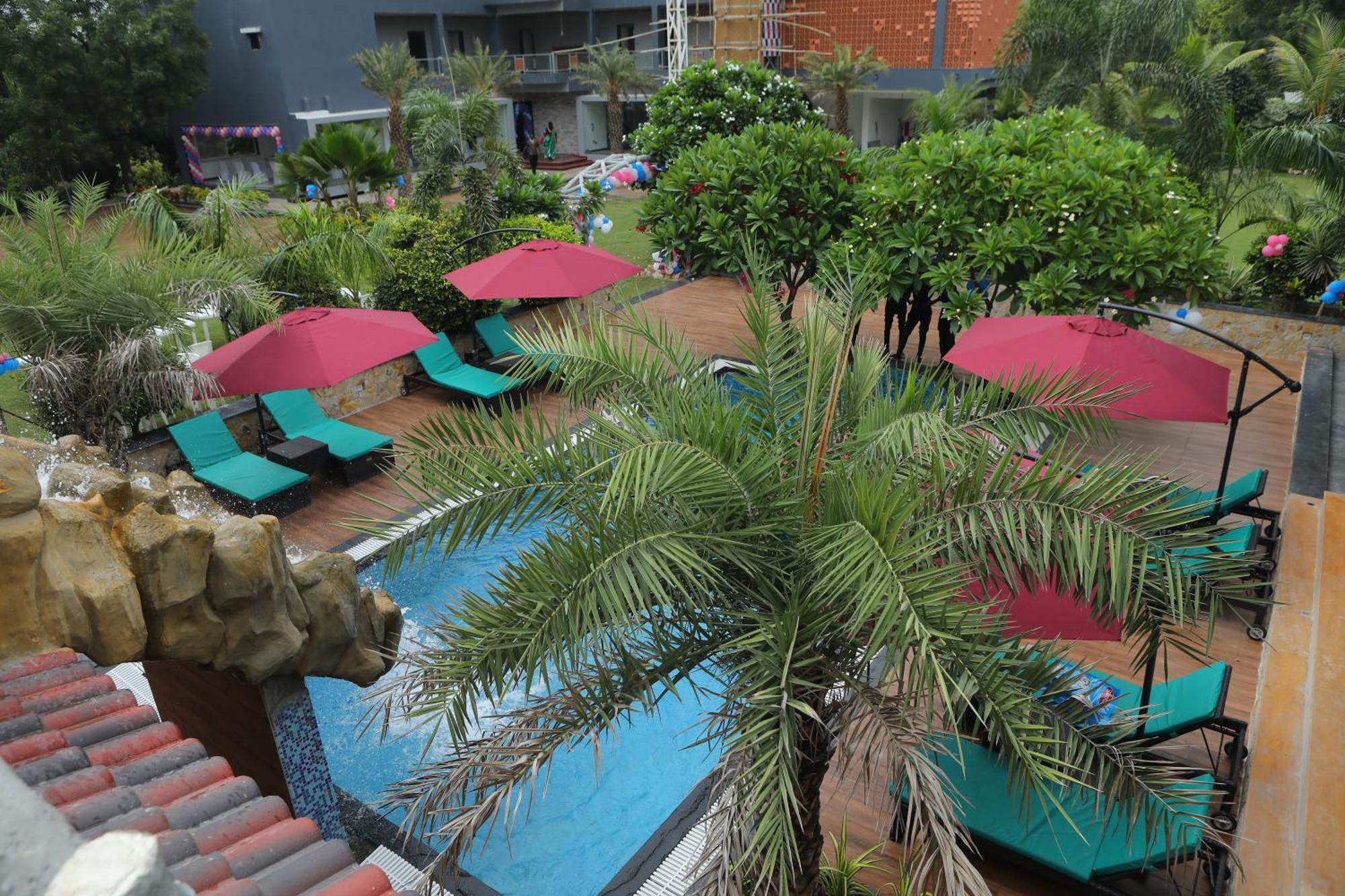 Krishna Riverside Resort Vasad Eksteriør bilde